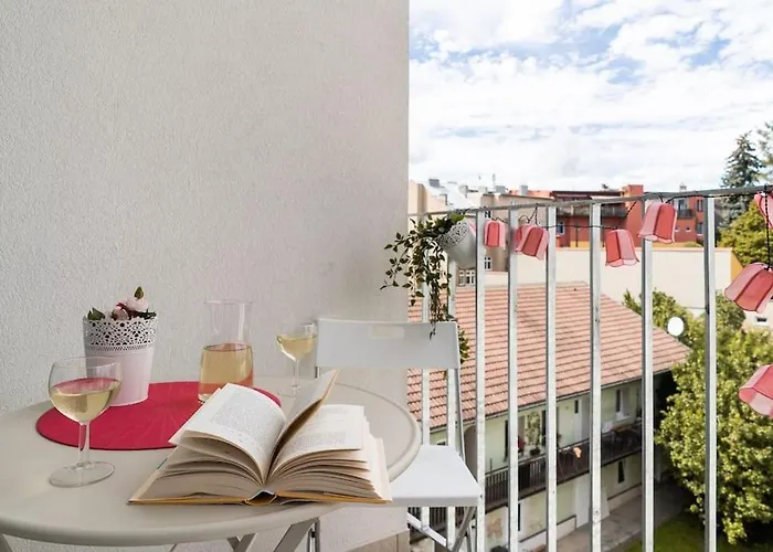 شقة Garden View With A Balcony